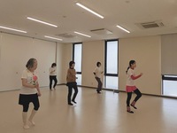 気づいたら、昭和のアイドルに。〜 音楽が流れた瞬間、カラダが動き出した「昭和歌謡の魔法」〜