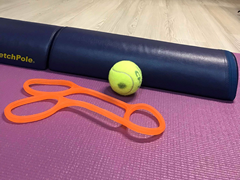 体調確認・テニスボールを使ったカラダほぐし